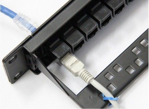 Patch Panel  UTP  dạng mô đun, 24 cổng - Comrack